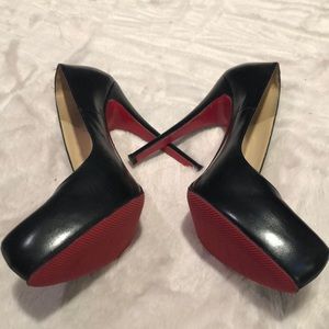 Christian Louboutin Pumps